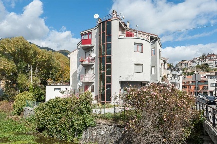 Foto Appartamento in via Peschiera 32, Castel di Sangro Centro di 94 m²