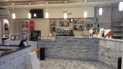 Foto Attività commerciale in Via Antonio Meucci 45, Rimini di 200 m²