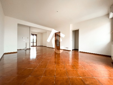 Foto Appartamento a Jesi Porta Valle - Stazione di 96 m² con 3 locali