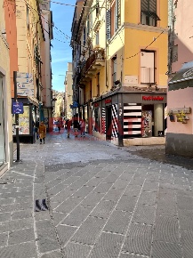 Foto Capannone industriale a La Spezia Centro Storico di 320 m² in affitto