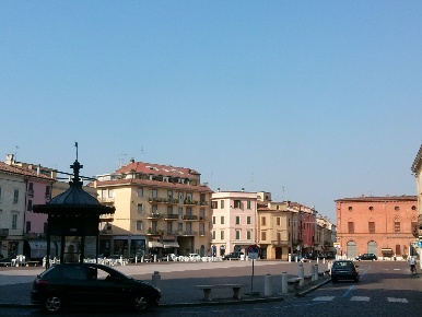 Foto Ufficio in VIA FAVAGROSSA 14, Casalmaggiore Centro di 162 m²