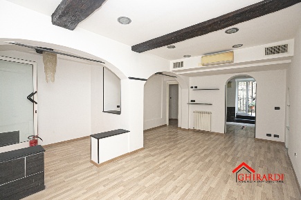 Foto Locale commerciale in VIA VADO 17R, Genova Sestri Ponente di 46 m²