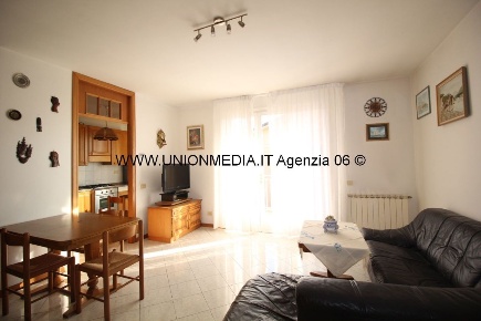 Foto Appartamento a Ameglia Centro di 91 m² con 4 locali in vendita
