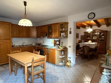 Foto Villa a schiera a Costa di Rovigo di 100 m² con 5 locali in vendita