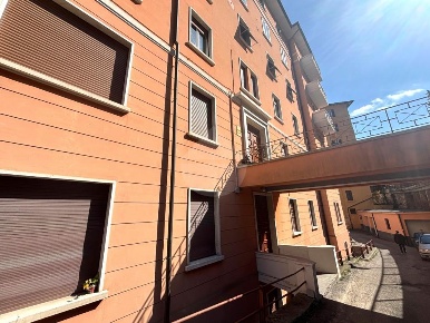 Foto Appartamento in Via XIV Settembre, Perugia di 150 m² con 5 locali