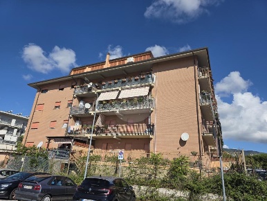Foto Appartamento in Via Ulderico Mattoccia, Velletri di 65 m² con 3 locali