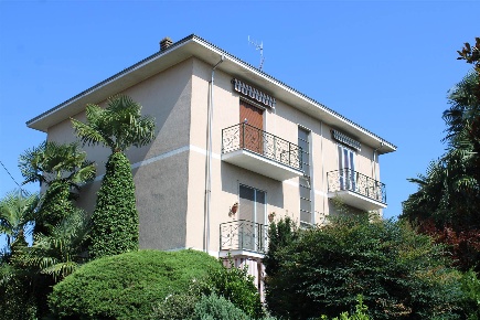 Foto Appartamento a Santhià Centro di 95 m² con 3 locali in affitto