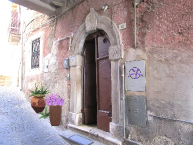 Foto Casa indipendente in Via del Castello 10, Scurcola Marsicana Centro