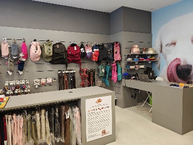 Foto Attività commerciale a Rimini Marina Centro di 65 m² con 1 locali