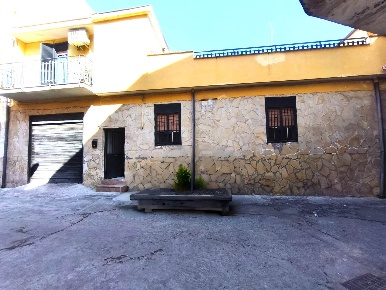 Foto Casa indipendente in Via Juvara 62, Catania Via delle Calcare di 80 m²