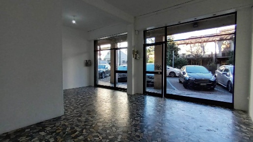 Foto Negozio in Via Bissuola, Venezia Mestre di 45 m² con 2 locali