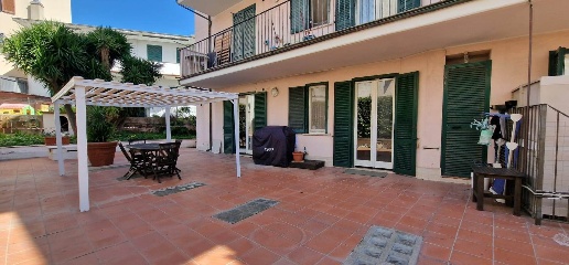 Foto Appartamento a Tarquinia Paese di 95 m² con 4 locali in affitto