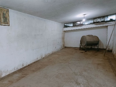 Foto Magazzino in TOMMASO SAN SEVERINO, Baronissi Centro di 45 m²