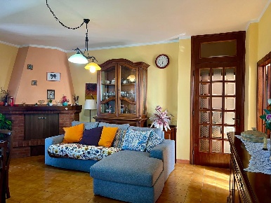 Foto Appartamento a Barberino Tavarnelle Barberino Val D'Elsa di 99 m²