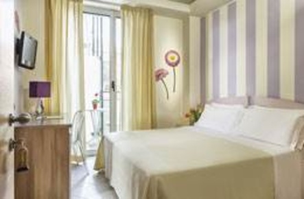 Foto Hotel a Rimini Tripoli Mare di 1100 m² con 37 locali in vendita