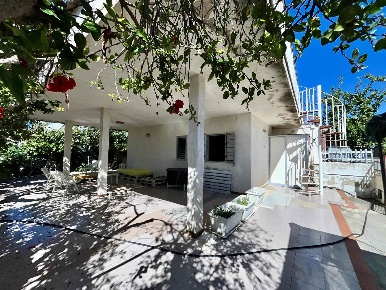 Foto Villa unifamiliare in Viale degli Appennini 15, Santa Croce Camerina