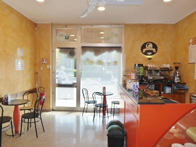 Foto Negozio in Via Salvo D'acquisto 16, Acqui Terme in vendita