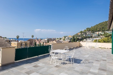 Foto Attico in Piazza Duca Degli Abruzzi, Genova Nervi di 192 m² in vendita