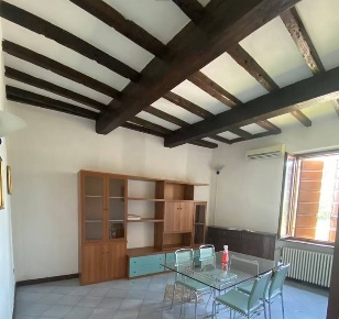 Foto Appartamento in via porto, Mantova Centro di 110 m² con 2 locali