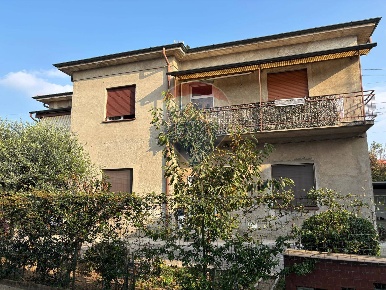 Foto Appartamento in VIA PREALPI, Gallarate Caiello di 93 m² con 3 locali