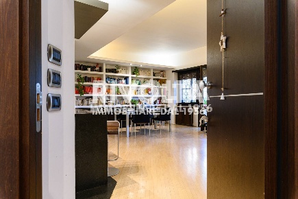 Foto Appartamento in Via Antonio Silvani, Roma Nuovo Salario di 170 m²