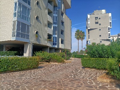 Foto Appartamento in Via Filonide, Taranto Taranto 2 - Salinella di 145 m²