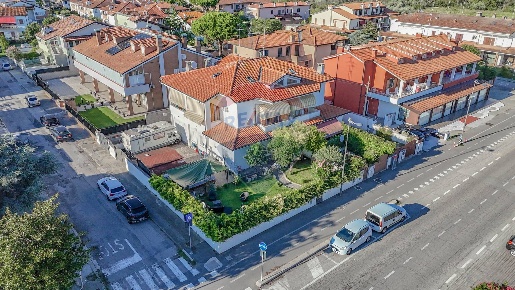 Foto Appartamento in Via Ancona, Comacchio Lido degli Estensi di 111 m²