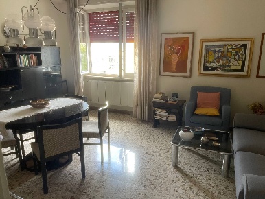 Foto Appartamento in via faldi, Fabriano Centro di 130 m² con 8 locali