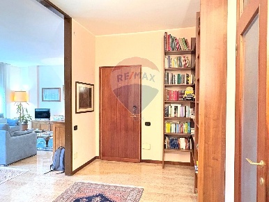 Foto Appartamento in viale Certosa, Milano Ghisolfa - Mac Mahon di 146 m²