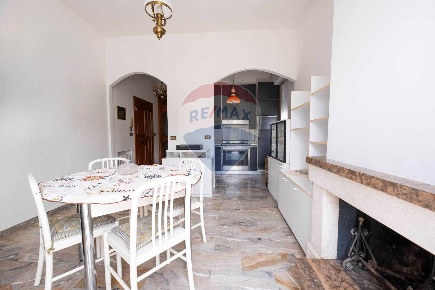 Foto Appartamento in Via Capriola, Cupramontana Centro di 166 m² in vendita