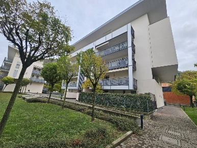 Foto Appartamento in Via Martiri Della Libertà, Laveno-Mombello Laveno