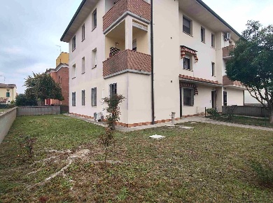 Foto Appartamento in Via Don Cavallina, Copparo Centro di 95 m² in vendita