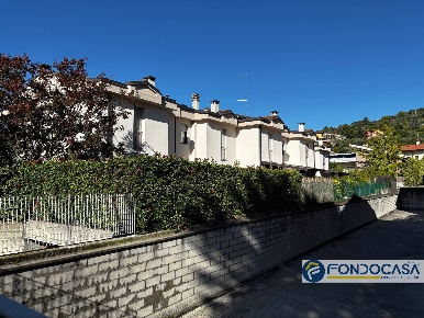 Foto Villa a schiera in VIA RIMEMBRANZE, Chiuduno Centro di 150 m²