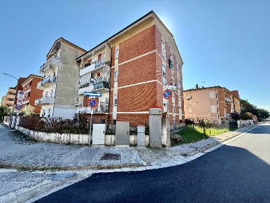 Foto Appartamento a Pontedera Villaggi, Bellaria di 118 m² con 5 locali