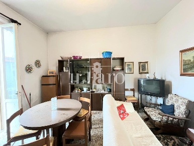 Foto Casa indipendente a Campi Bisenzio Centro di 260 m² con 5 locali