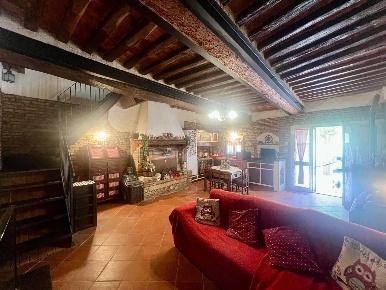 Foto Casa indipendente a Crespina Lorenzana Crespina di 78 m² con 3 locali