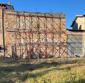 Foto Casa indipendente a Capannori Lammari - Lunata di 400 m² con 14 locali