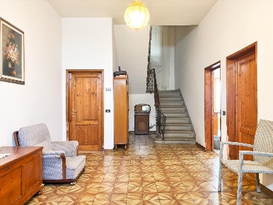 Foto Casa indipendente a Empoli Ponzano di 160 m² con 6 locali in vendita