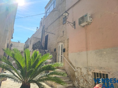 Foto Casa indipendente in Via Antonacci, Adelfia di 55 m² con 2 locali