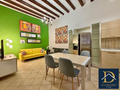 Foto Appartamento in Via De Cesare, Taranto Borgo di 85 m² con 2 locali