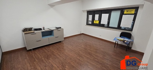 Foto Locale commerciale in Via Pietro Galati, Alcamo Centro di 120 m²