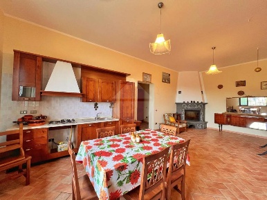 Foto Appartamento in VIA PAOLETTI, Montefiascone di 80 m² in affitto