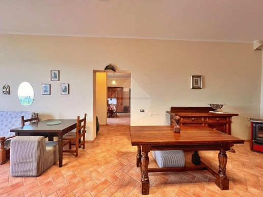 immagine annuncio 4 di 8