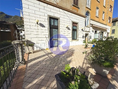 Foto Appartamento in Viale Vittorio Veneto 37, San Pellegrino Terme Centro