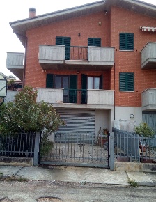 Foto Appartamento in Via Rubicone, Monte Urano Centro di 131 m² in vendita