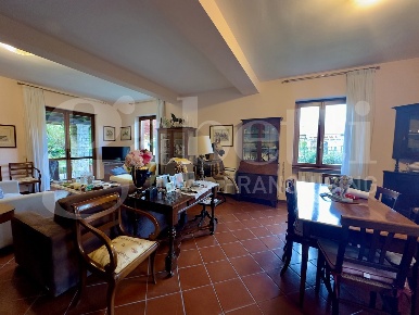 Foto Villa bifamiliare a Brescia Sant'Eufemia - Caionvico di 355 m²