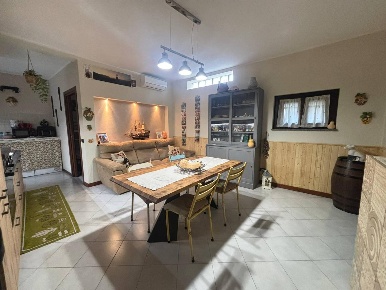 Foto Appartamento a Sant'Angelo Lodigiano Centro di 70 m² con 2 locali