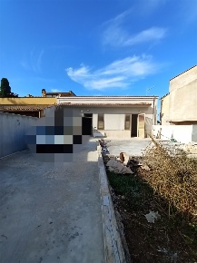 Foto Casa indipendente in Via Lombardo, Misiliscemi Rilievo di 130 m²