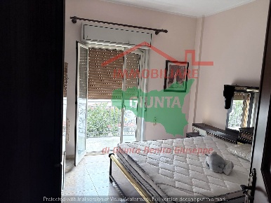Foto Appartamento a Cinisi Centro di 150 m² con 5 locali in vendita