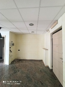 Foto Negozio a Novara Bicocca di 140 m² con 2 locali in affitto